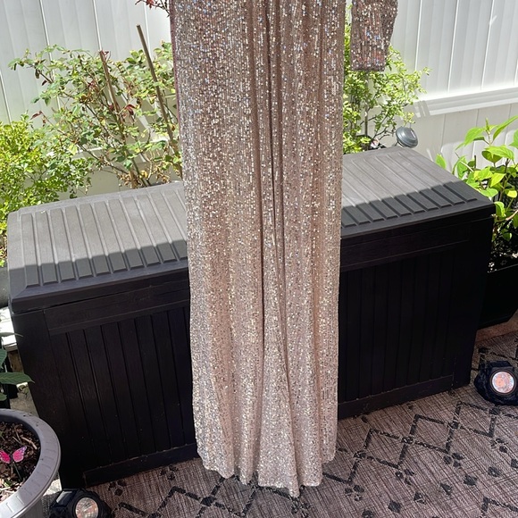 Ieena X Mac Duggal - Silver Sequined One Shoulder Cut Out Gown - Picture 9 of 17